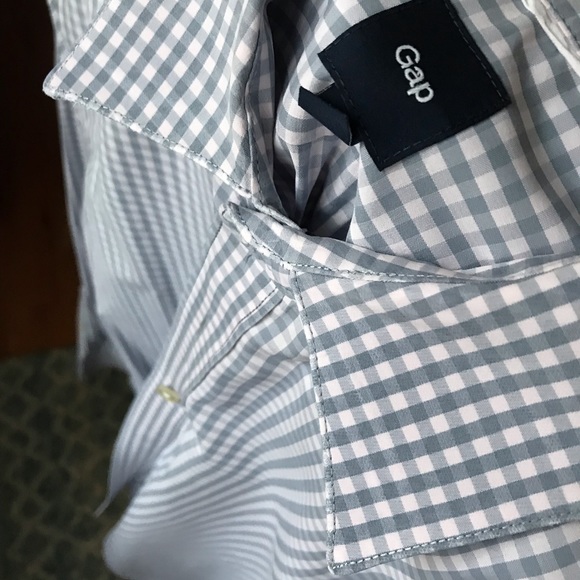 Men’s dress shirt. Gap brand. - Picture 6 of 6